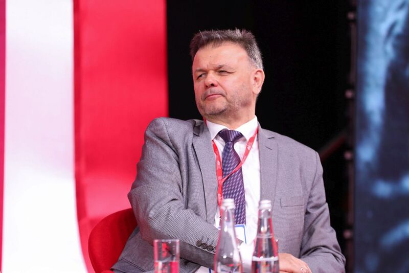 Panel dyskusyjny „Edukacja dla pamięci” podczas Kongresu Pamięci Narodowej. Adam Hlebowicz (dyrektor Biura Edukacji Narodowej IPN) – Warszawa, 13 kwietnia 2023. Fot. Mikołaj Bujak (IPN)