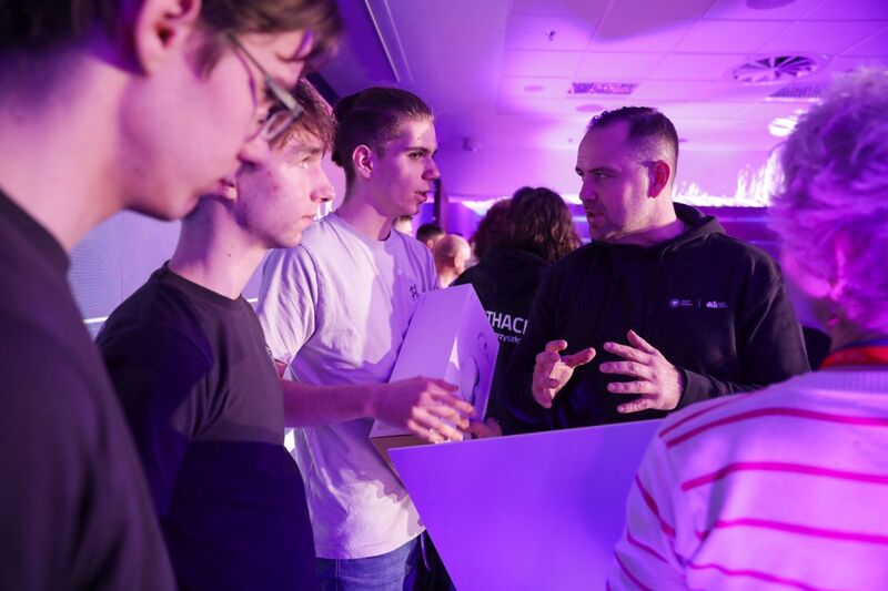 Finał hackathonu Histhack podczas Kongresu Pamięci Narodowej – Warszawa 14 kwietnia 2023. Fot. Mikołaj Bujak (IPN)