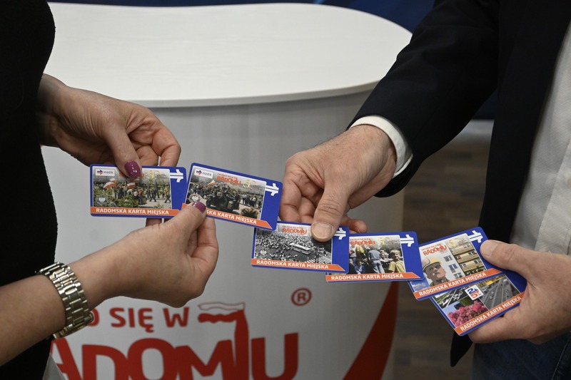 Nowe wzory Radomskiej Karty Miejskiej - Radom, 24 kwietnia 2026 r. Fot. Michał Adamczyk IPN
